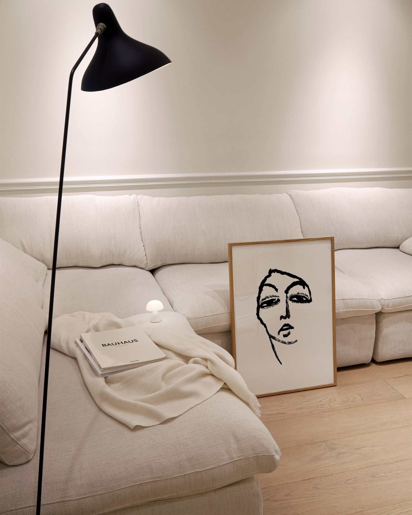 Head of a Woman Print- Wall Art -Paperhus- Printable wall art - Instant downloads - DIY home decor -Paperhus