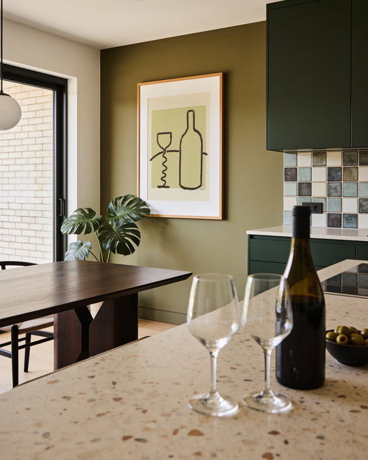 The Tabletop. Wine For one